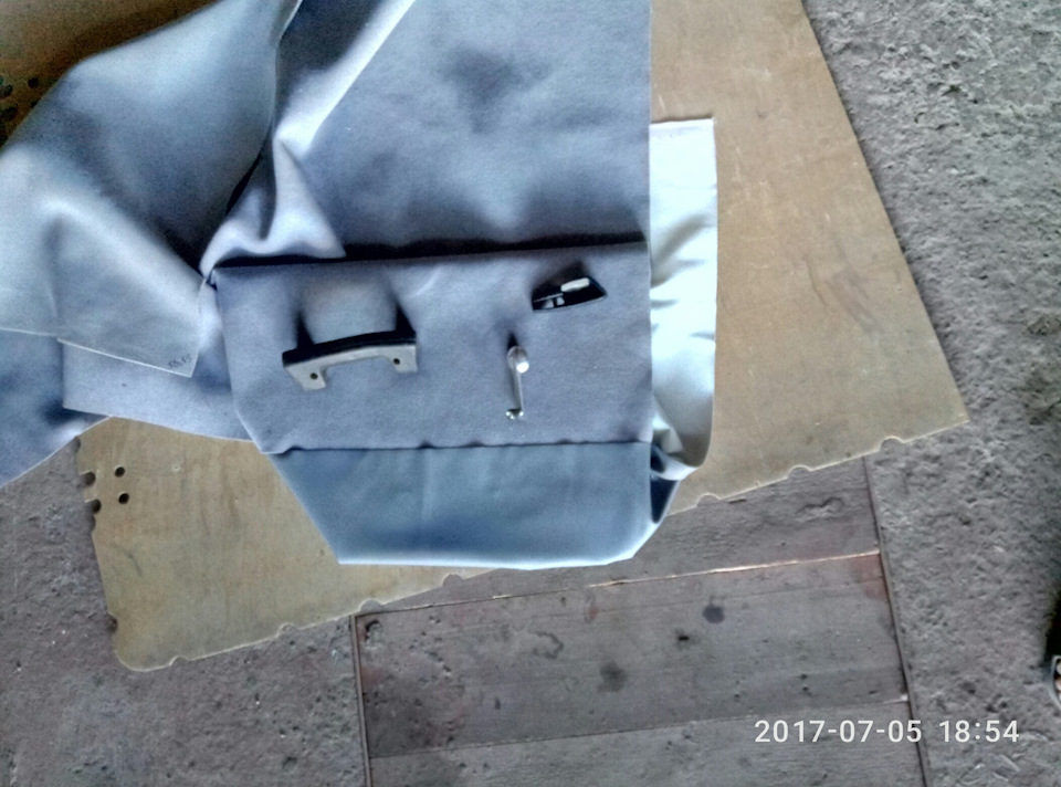 Оббивка дверей під салон 2