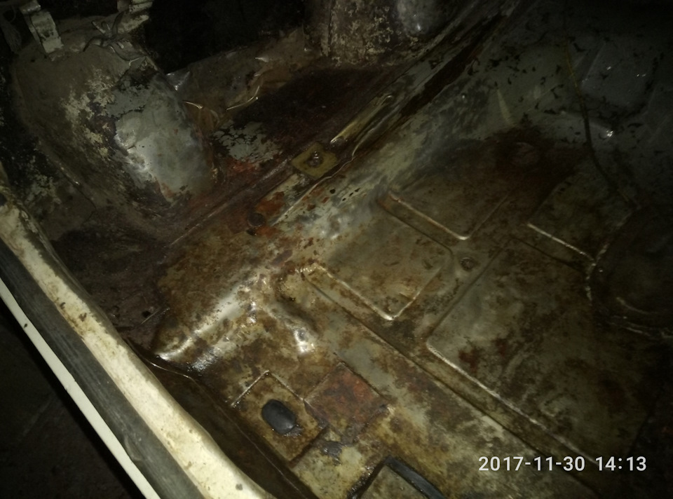 Зайнявся багажником газ 24 3