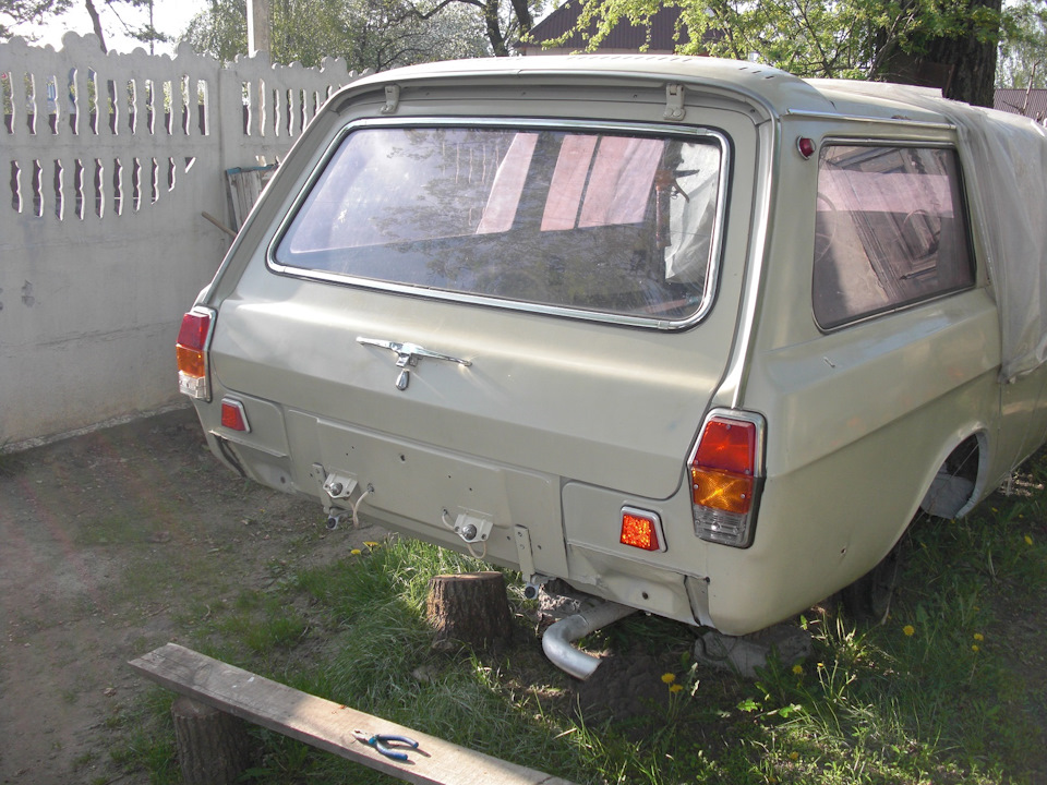 Закінчив збирання корми 2