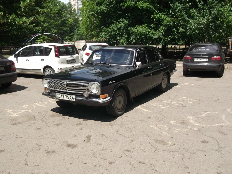 Перші поїздки
