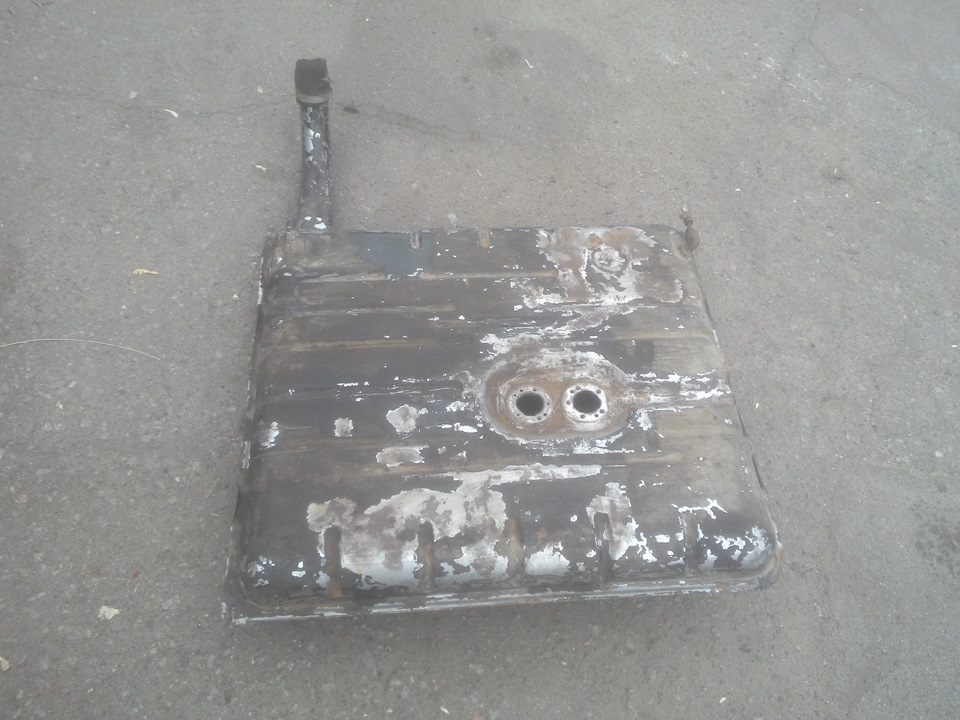 Бензобак 3