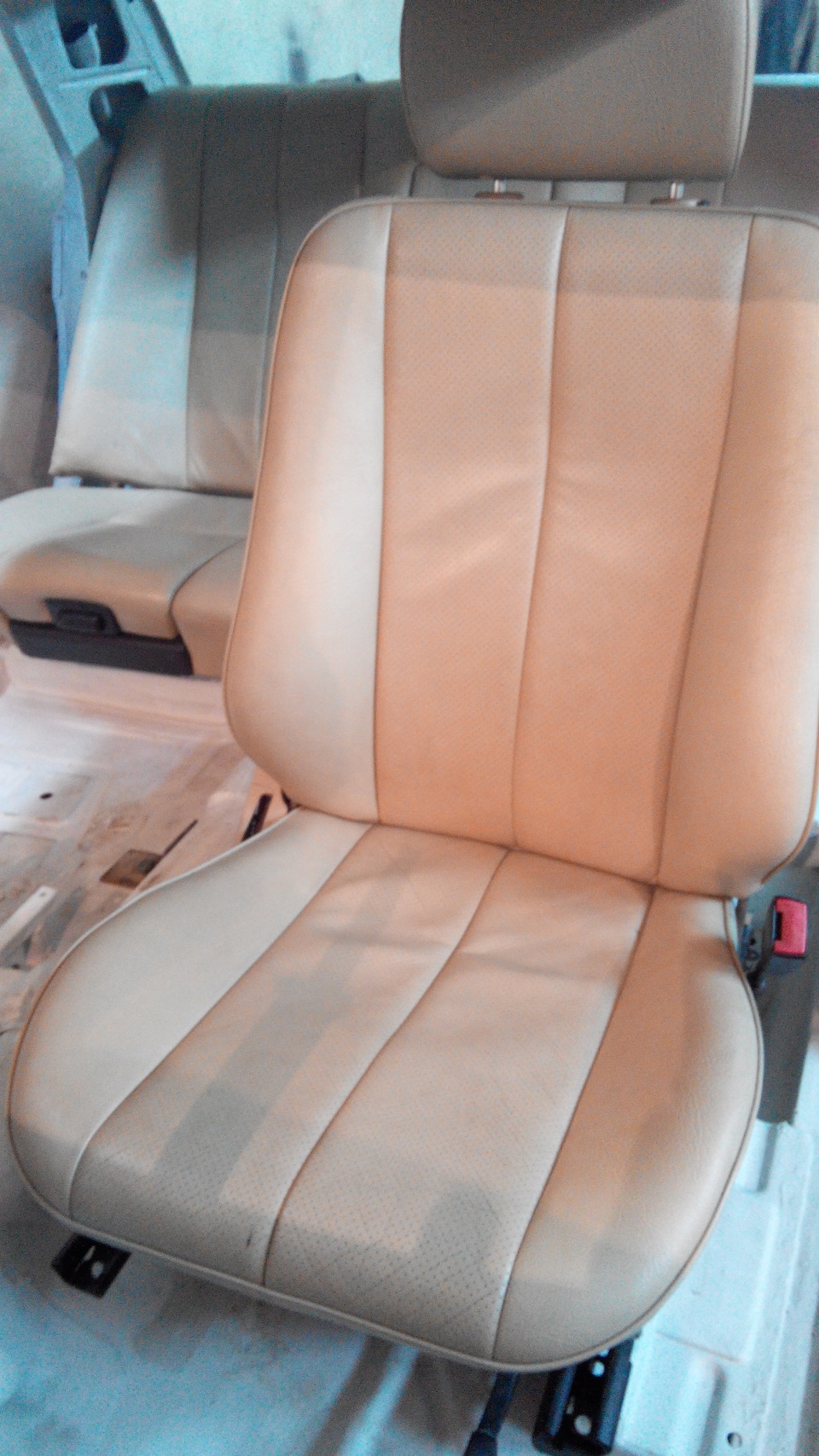 Салон Mersedes E-class W210 у ГАЗ 2401 2