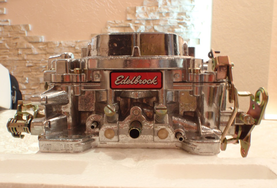 Edelbrock 4
