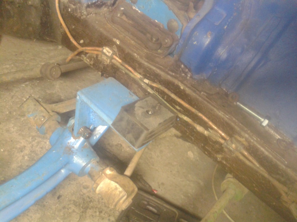 Кріплення для подушок під V8 5