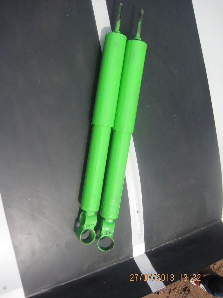 поставив амортизатори 2