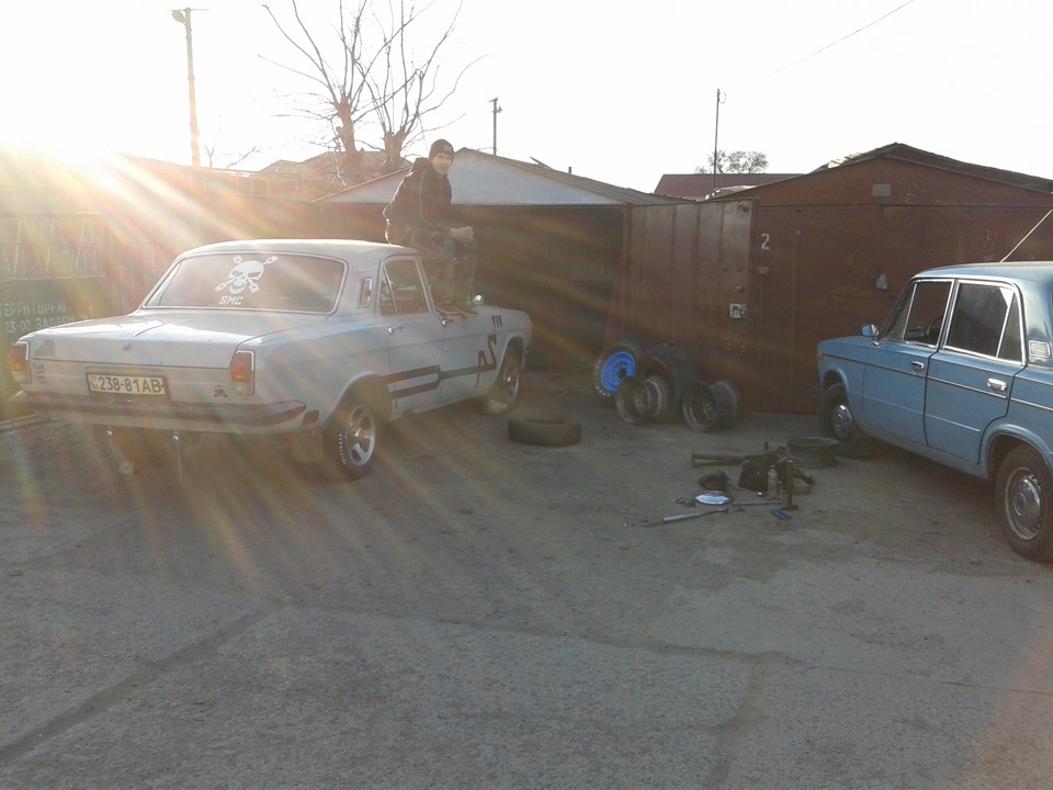 В гараже) 1