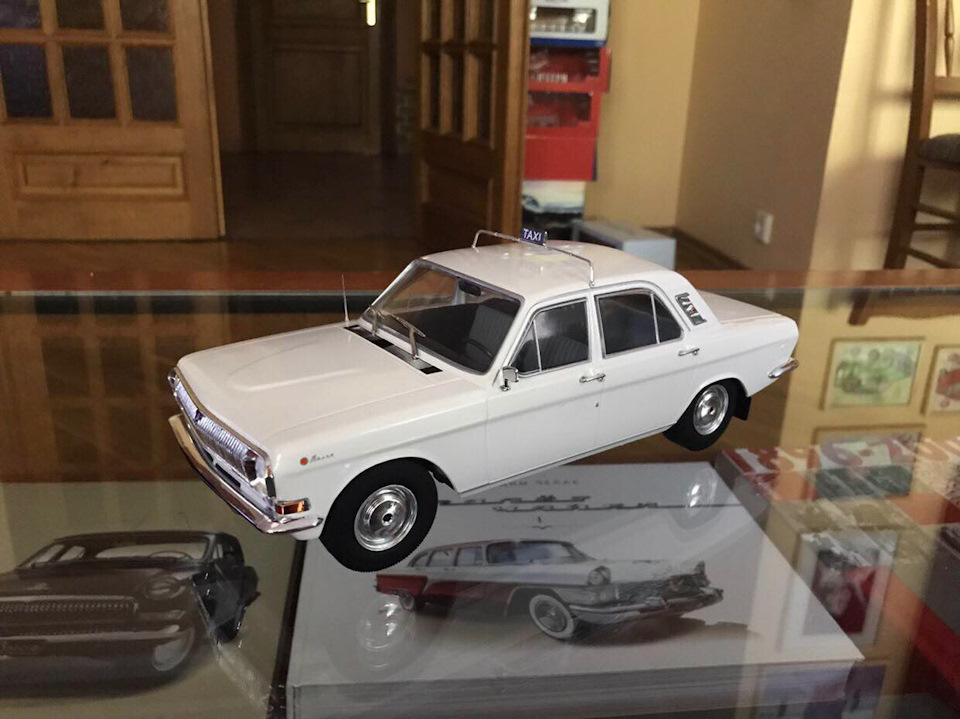 ГАЗ-24, Волга , 1:18, частина 3 3