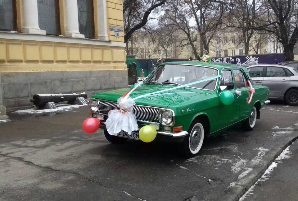 У весільному оздобленні))) 3
