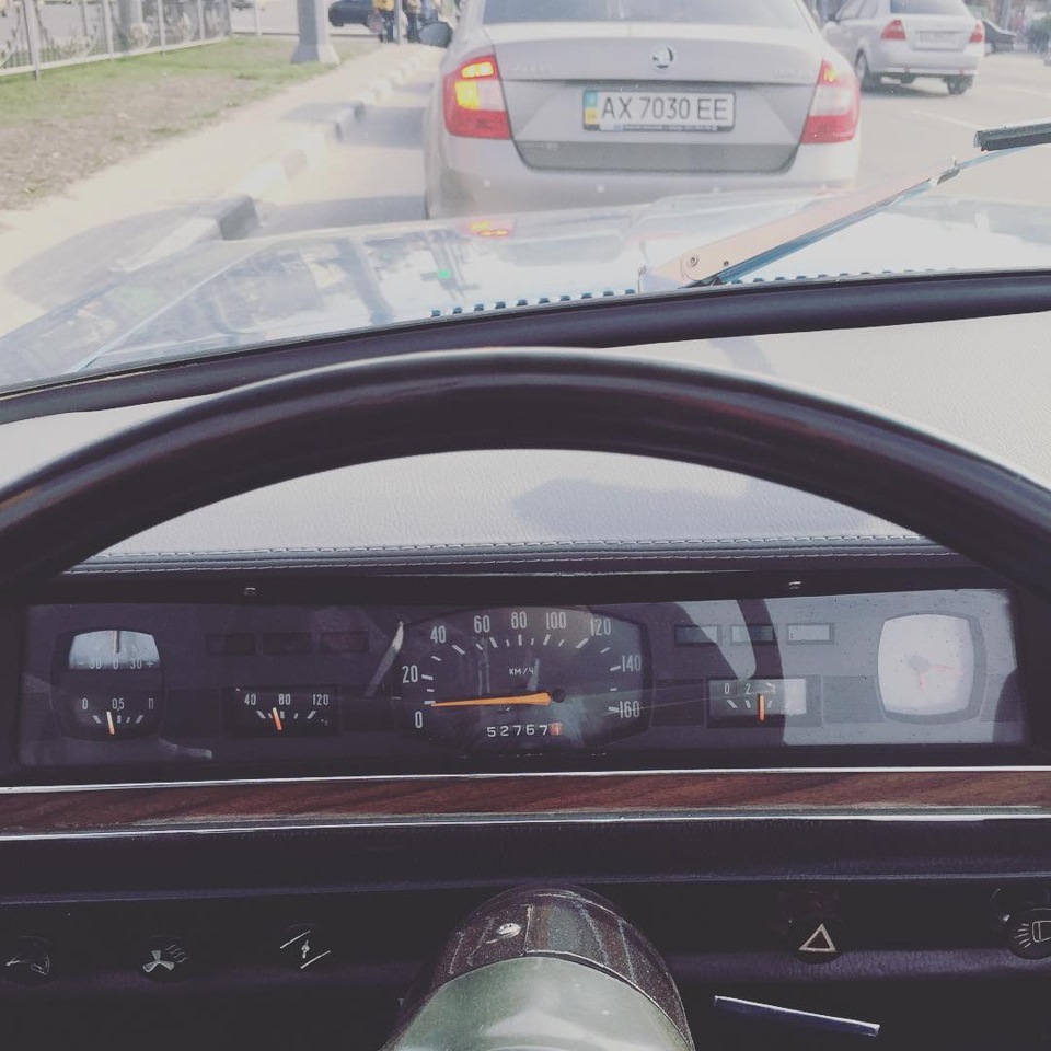 Відкрив сезон 1