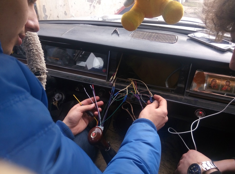 Поставив музику 2