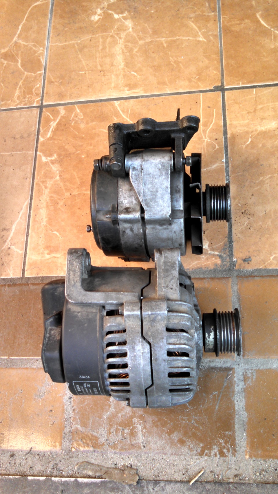 Генератор BOSCH 140A 5
