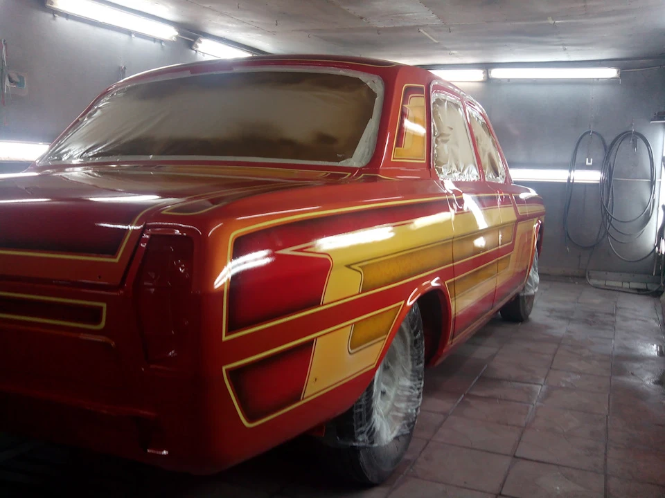 Кастомне фарбування Волги 2401 el Fuego