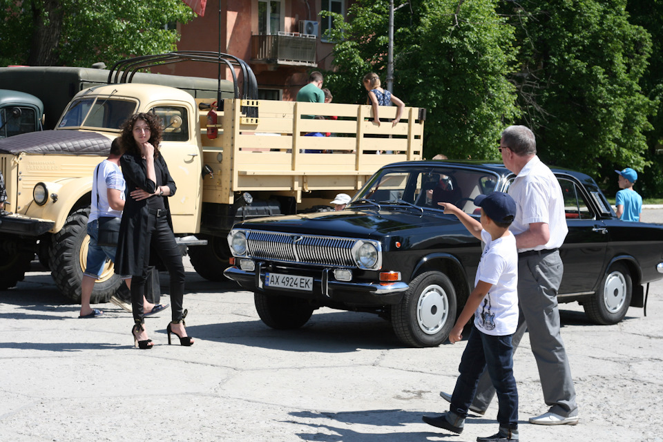 Перша виставка 1