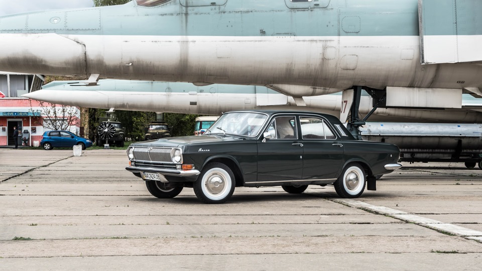 Полполковник ☭ на OldCarLand 2016 2