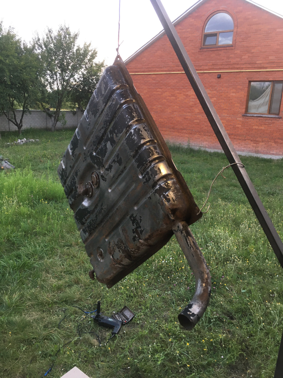 Дофарбував бак і багажник 4