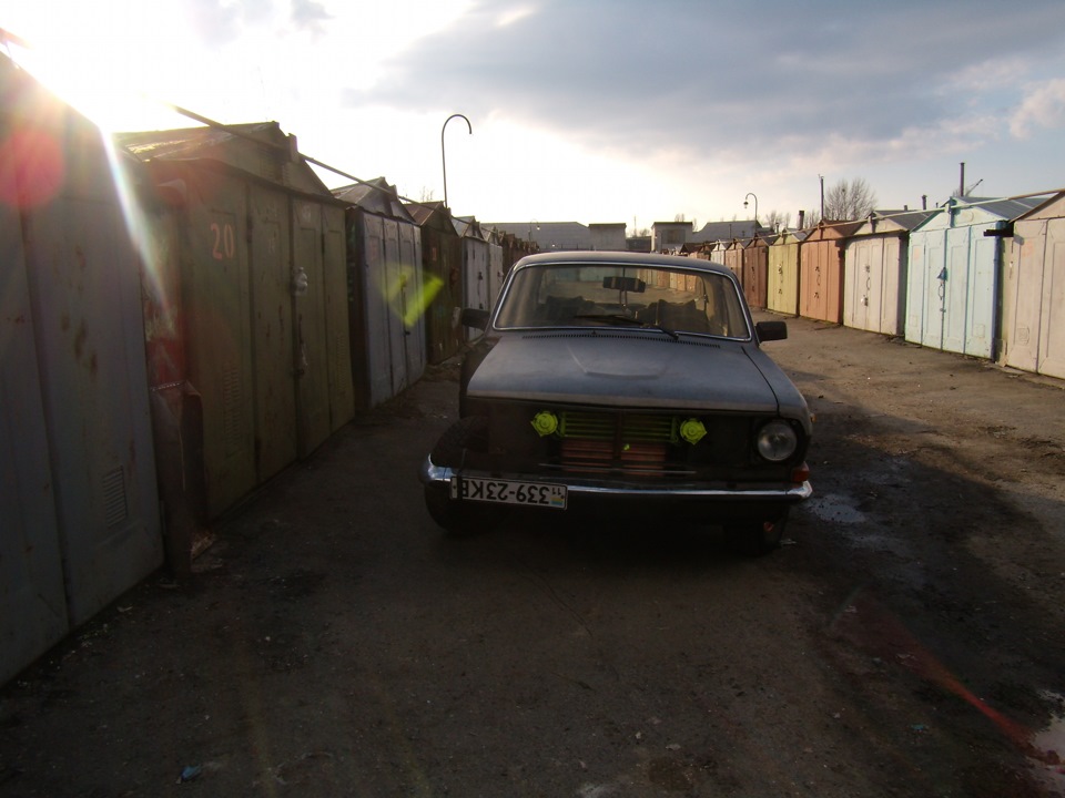Гаражний сезон) 2