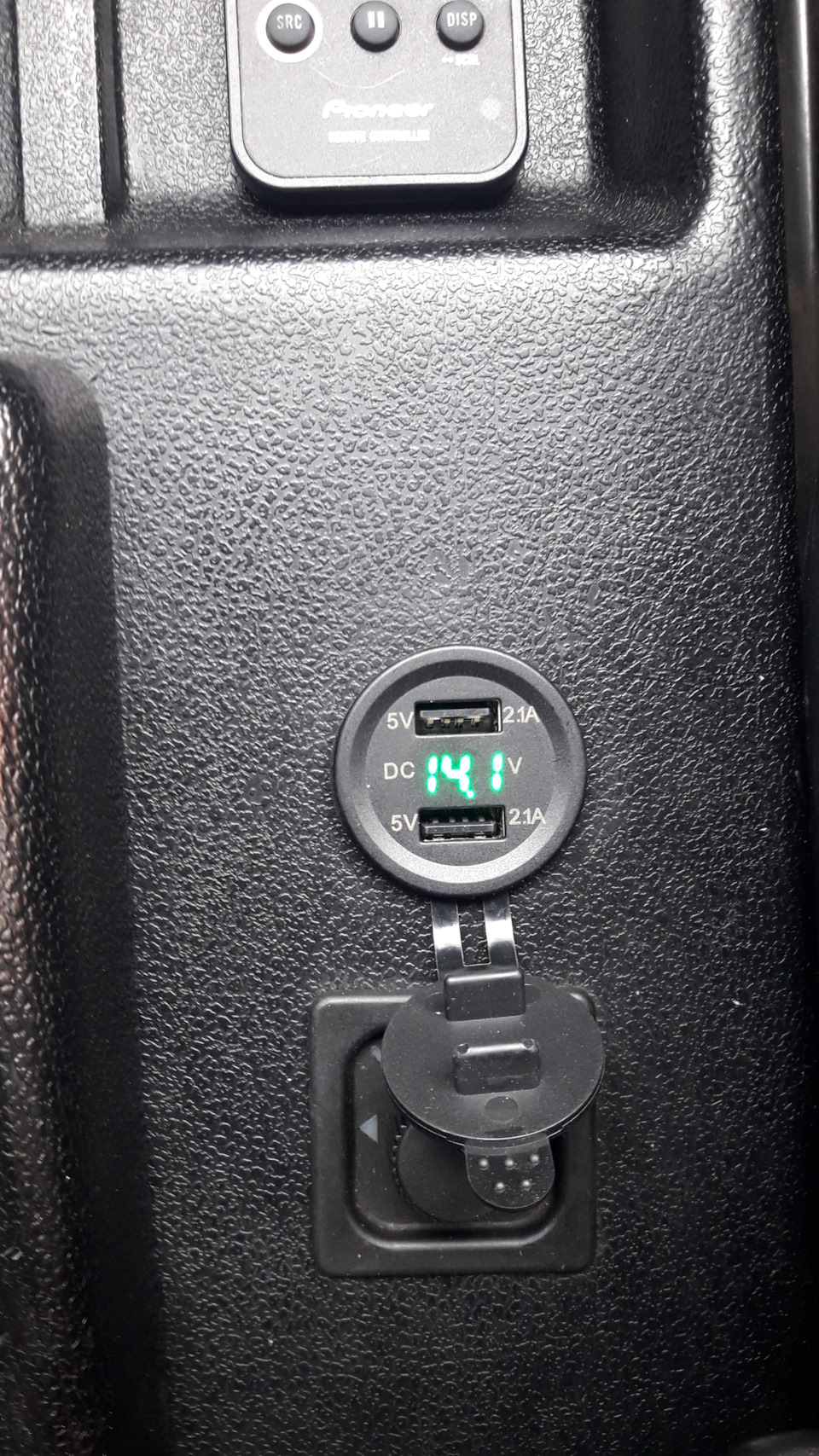 USB розетка 1