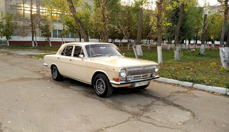 Осінь і Волга