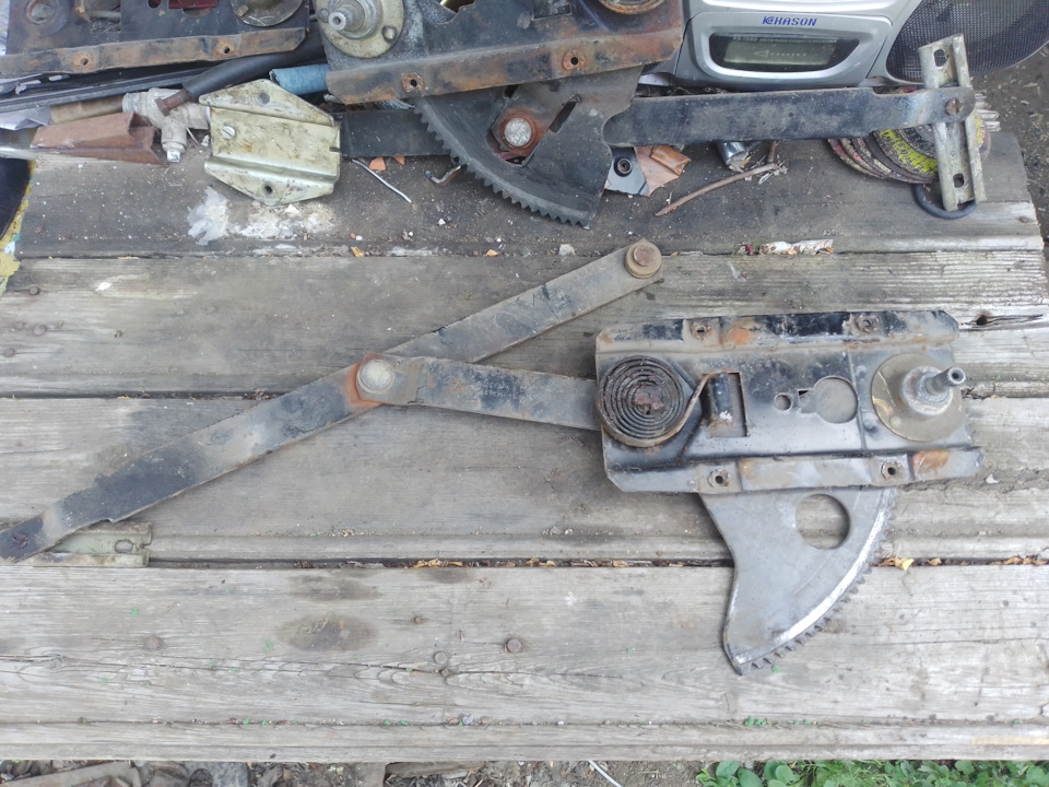 День6 склопідйомник та скло 3