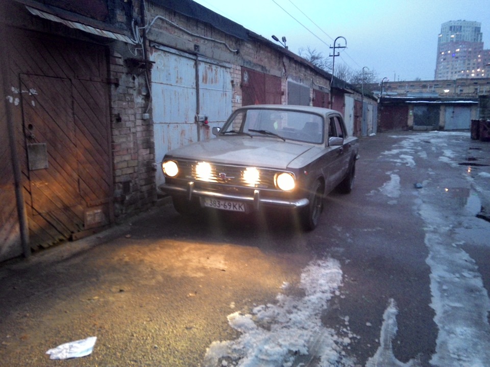 Грати радіатора 2