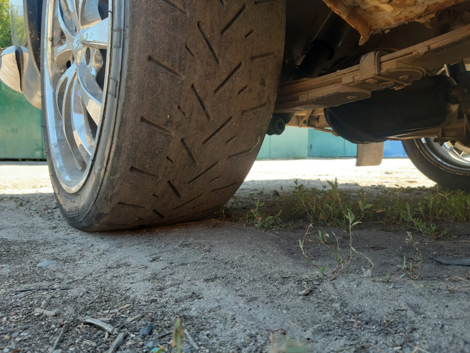 Напівсліки Pirelli 2