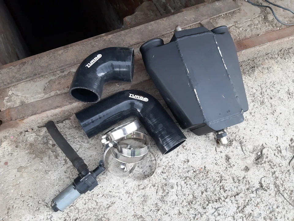 Рідкувальний інтеркулер, електронний дросель.