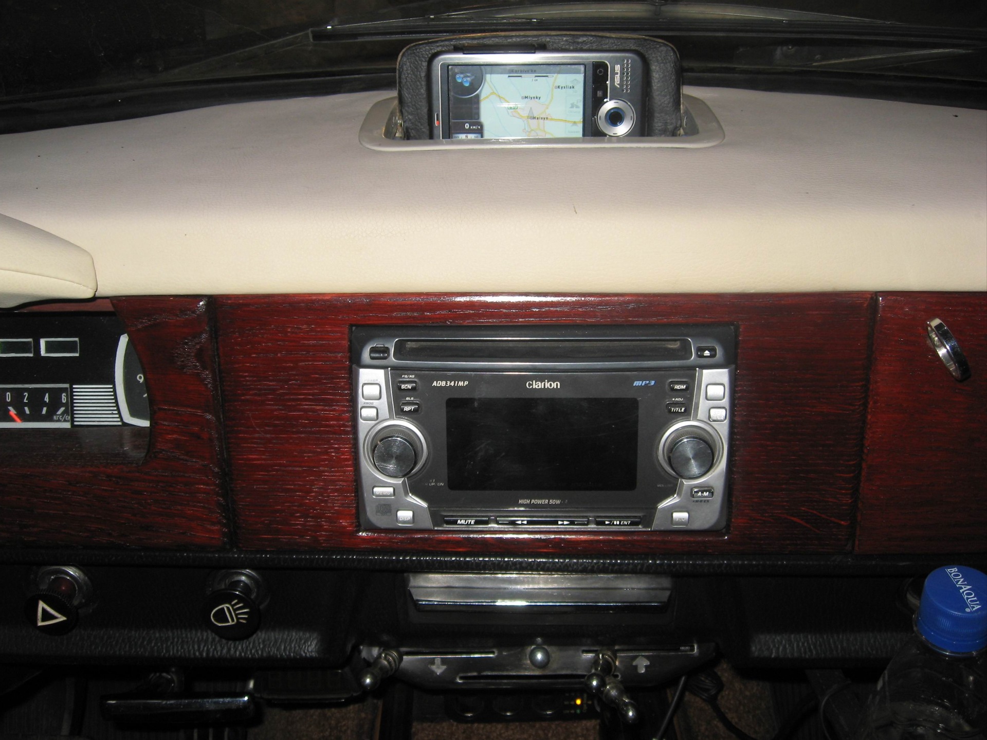 Відкидний екран для GPS 3