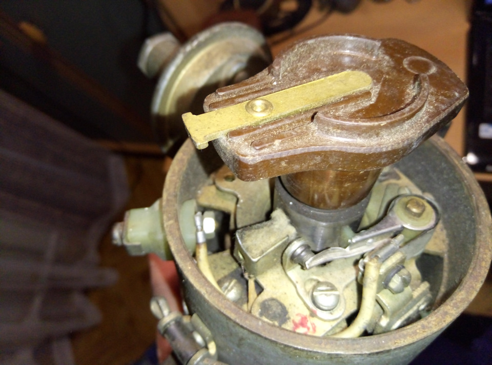Зі світом по нитці або збираємо запчастини для V8 4
