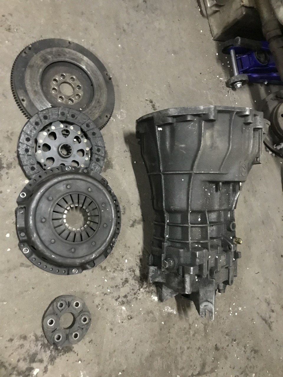 Зміна коробки передач (ZF S5-16) 5