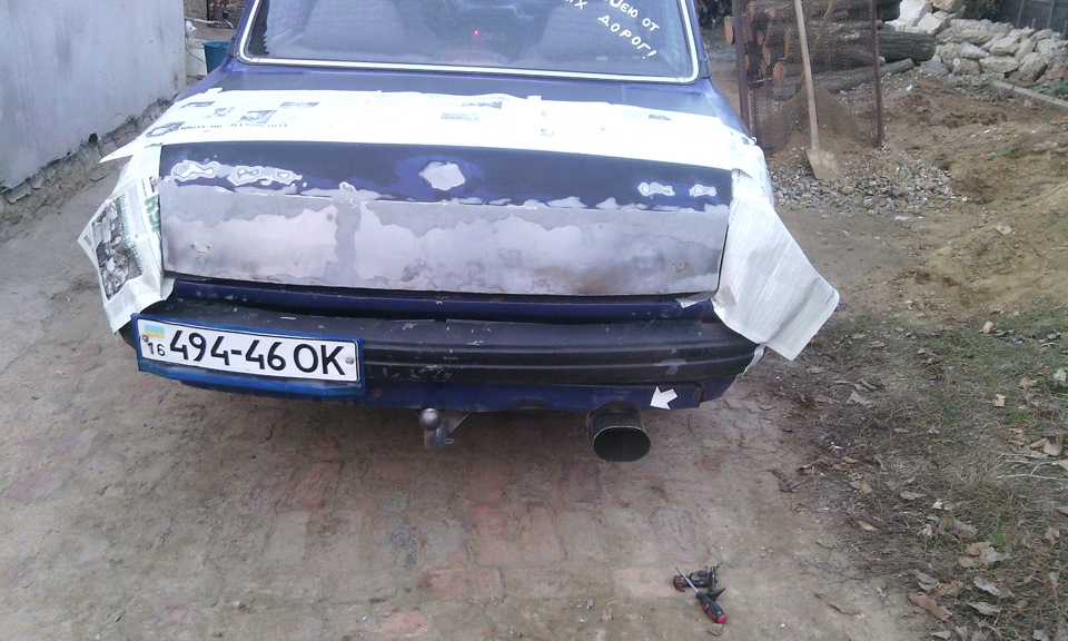 Підфарбував капот і багажник. 2