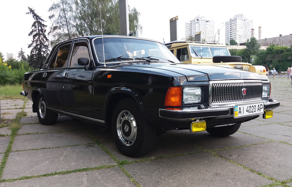 Авто ретро парад Київ 2016 2