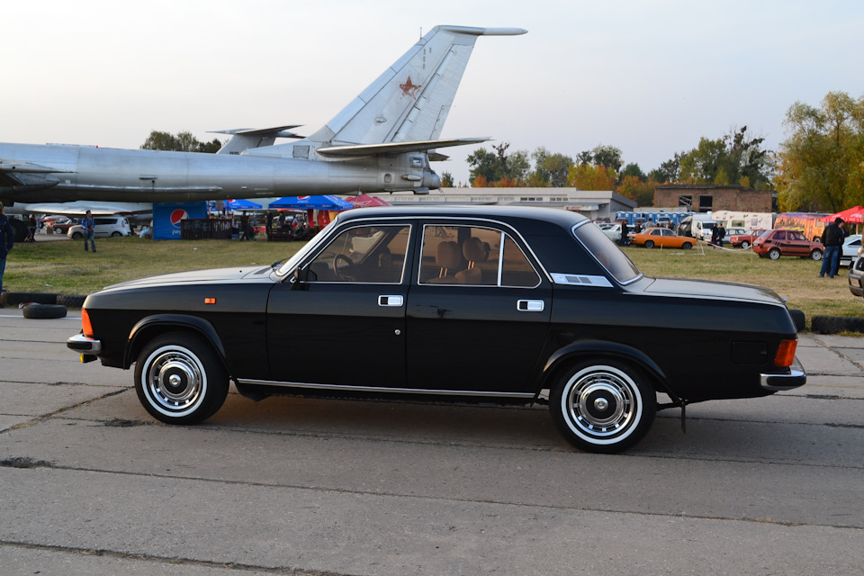Участь в осінньому ювілейному фестивалі Old Car Land 2016 2