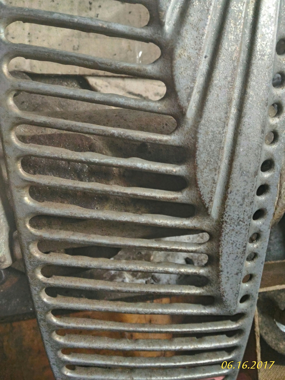 решітка газ 3110 1