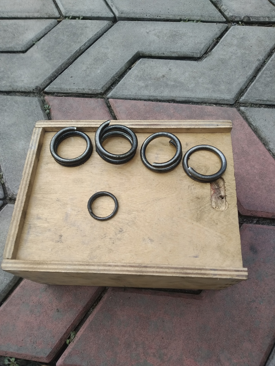 Докатка для клапанів 1