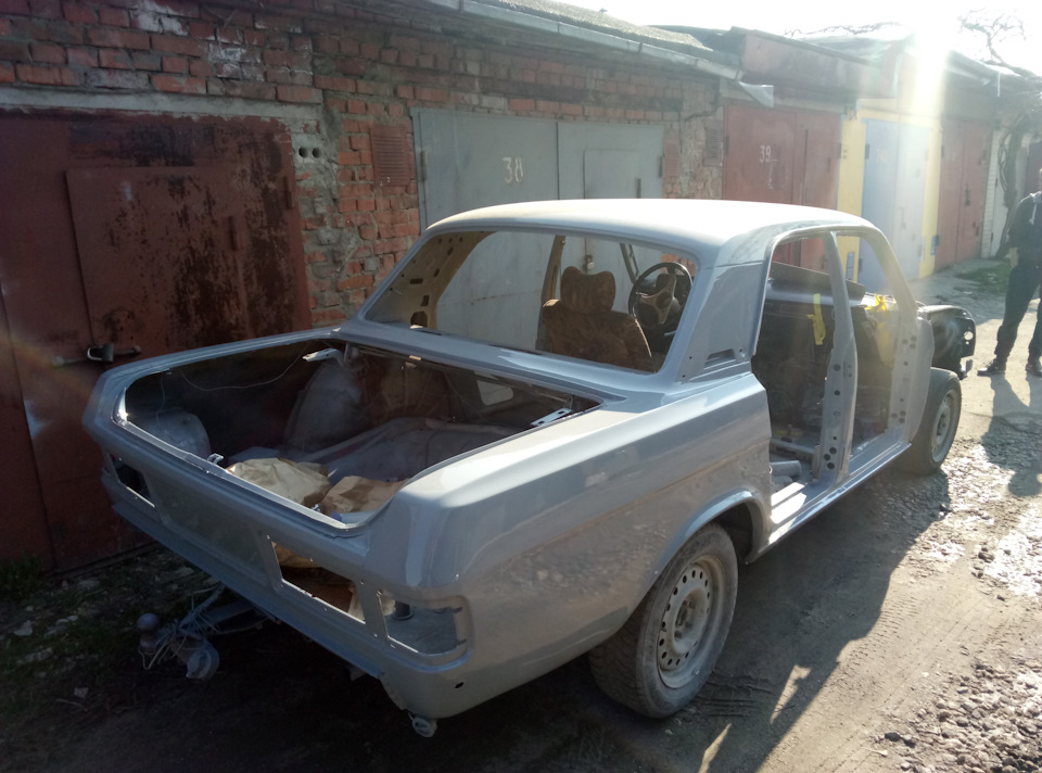 Автомобіль пофарбований 3