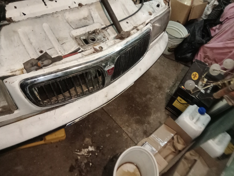 Тюнінг радіаторної решітки газ 3110 під BMW 2