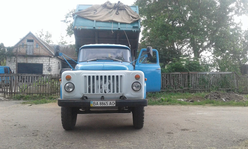 Приїхав з кар'єру