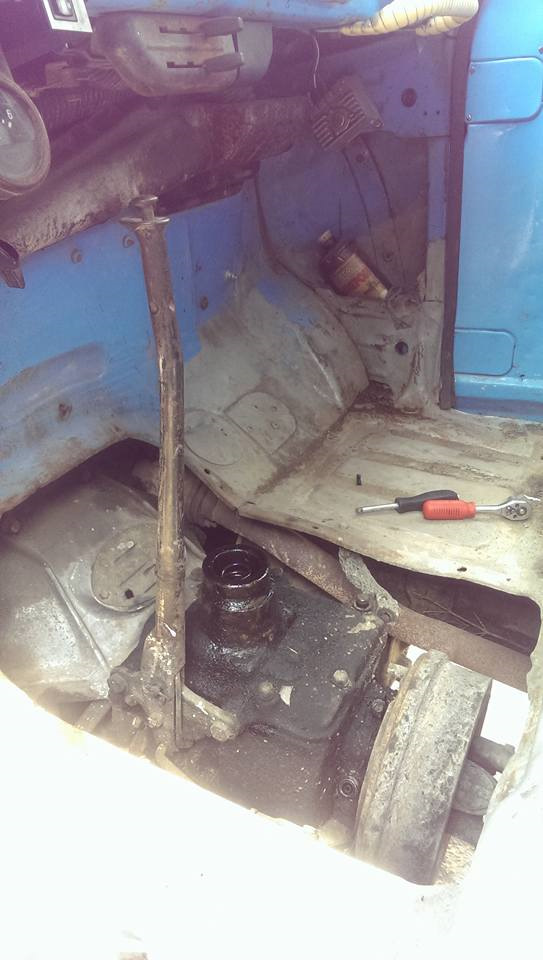 Заміна КПП та зчеплення Газ 53 (або він любить зверху) ч1 3
