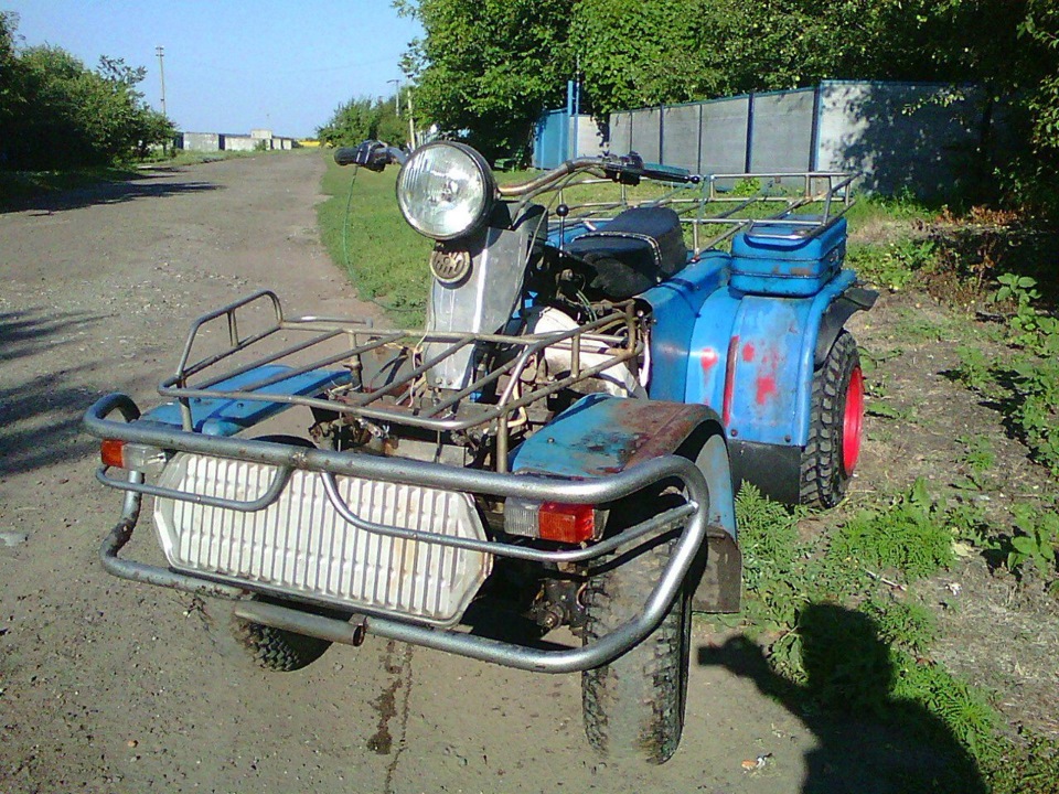 Також у господарстві є ЗІМ-350 4