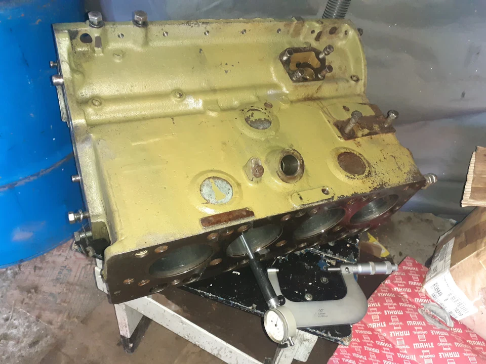 Підготовка до капремонту двигуна s-21
