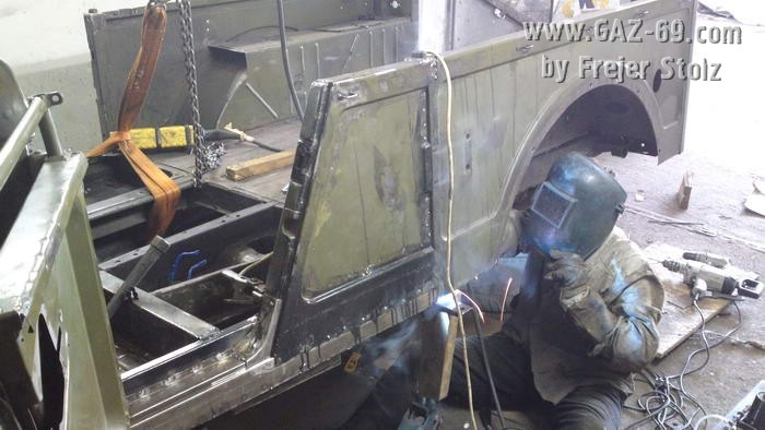 Друга серія фільму 100 днів до реставраторського дембелю 3