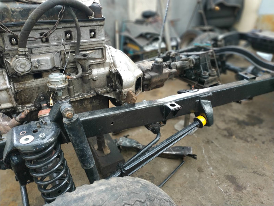Ставимо уаз421 на Газ69 з рамою Хантера 3