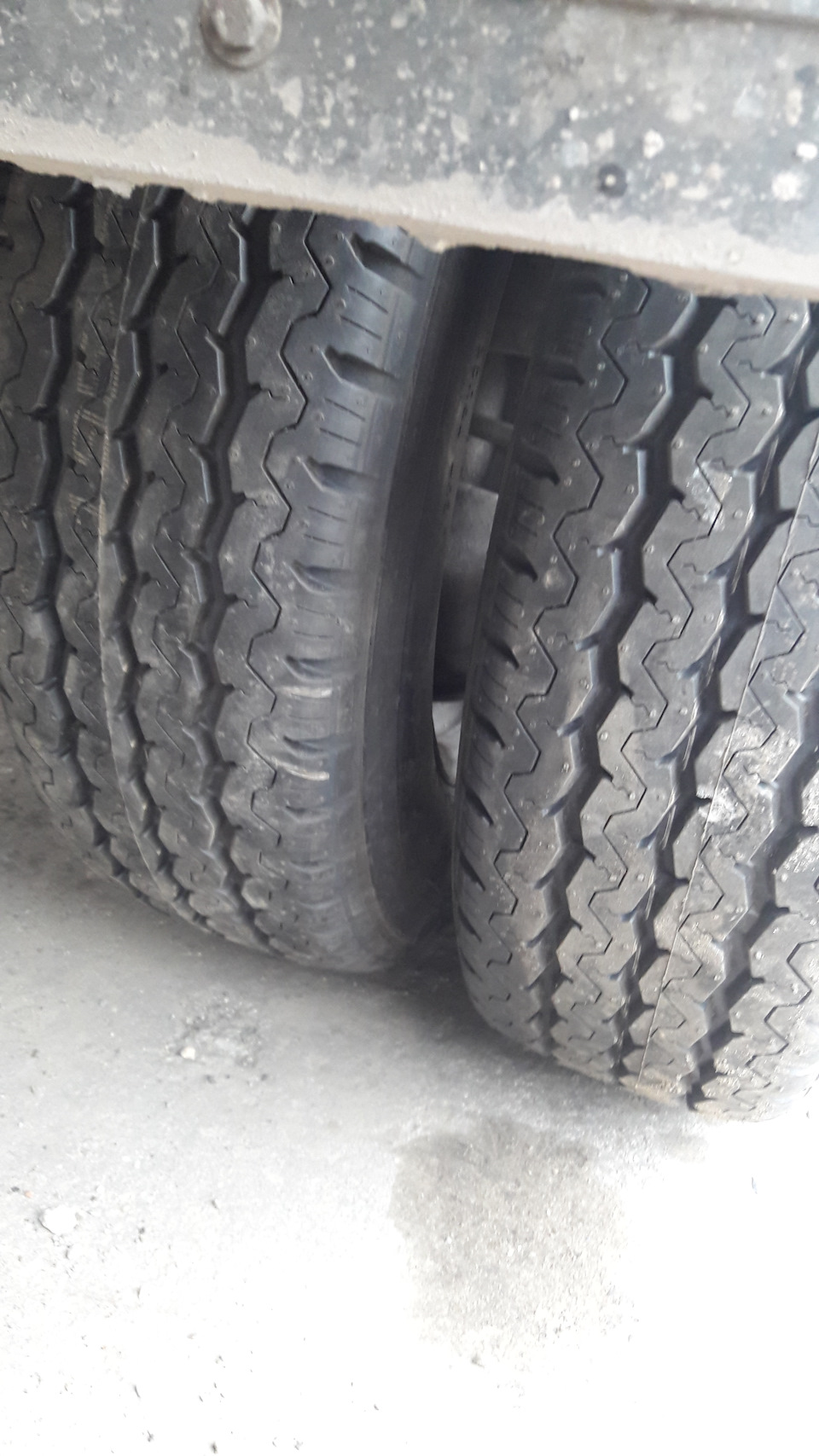 Заміна гуми Maxxis 3