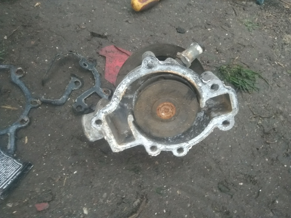 Заміна помпи 3