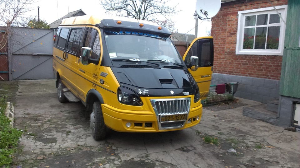 Перефарбовані грати радіатора 1
