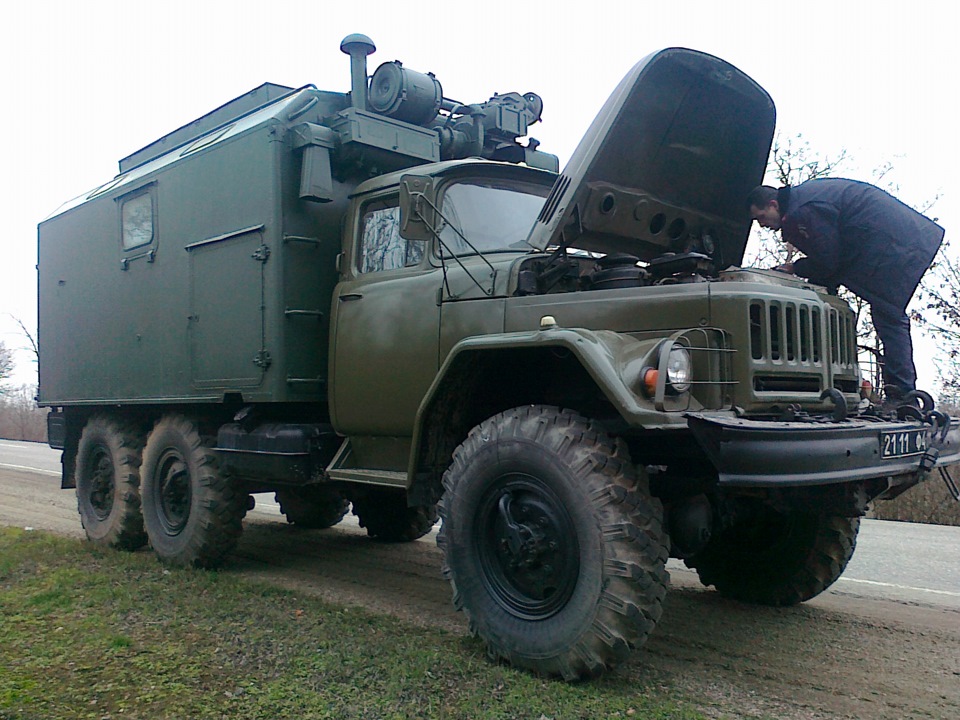 Якто гнали із Сімферополя ЗІЛ 131 МТО-АТ 3