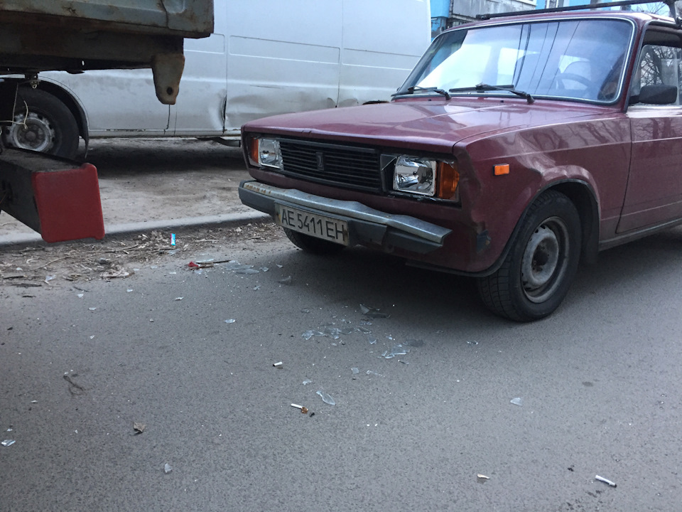 Протаранив четвірку 2