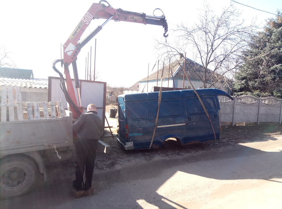 Сьогодні попрощалися із задньою частиною машини 2