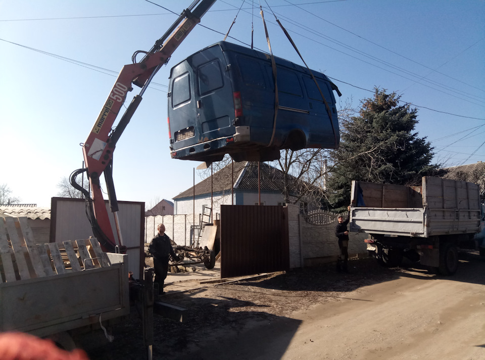Сьогодні попрощалися із задньою частиною машини 3