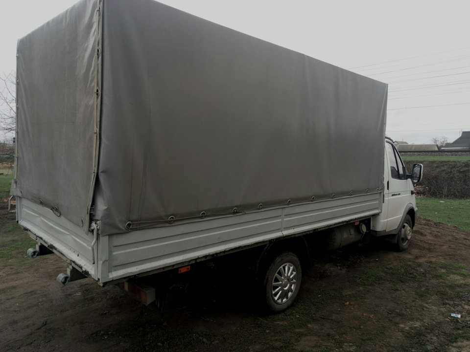 Кинув ковпаки на зад 1
